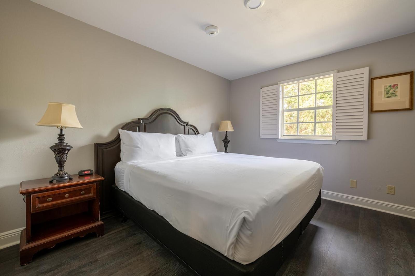French Quarter Suites Hotel New Orleans  Kültér fotó