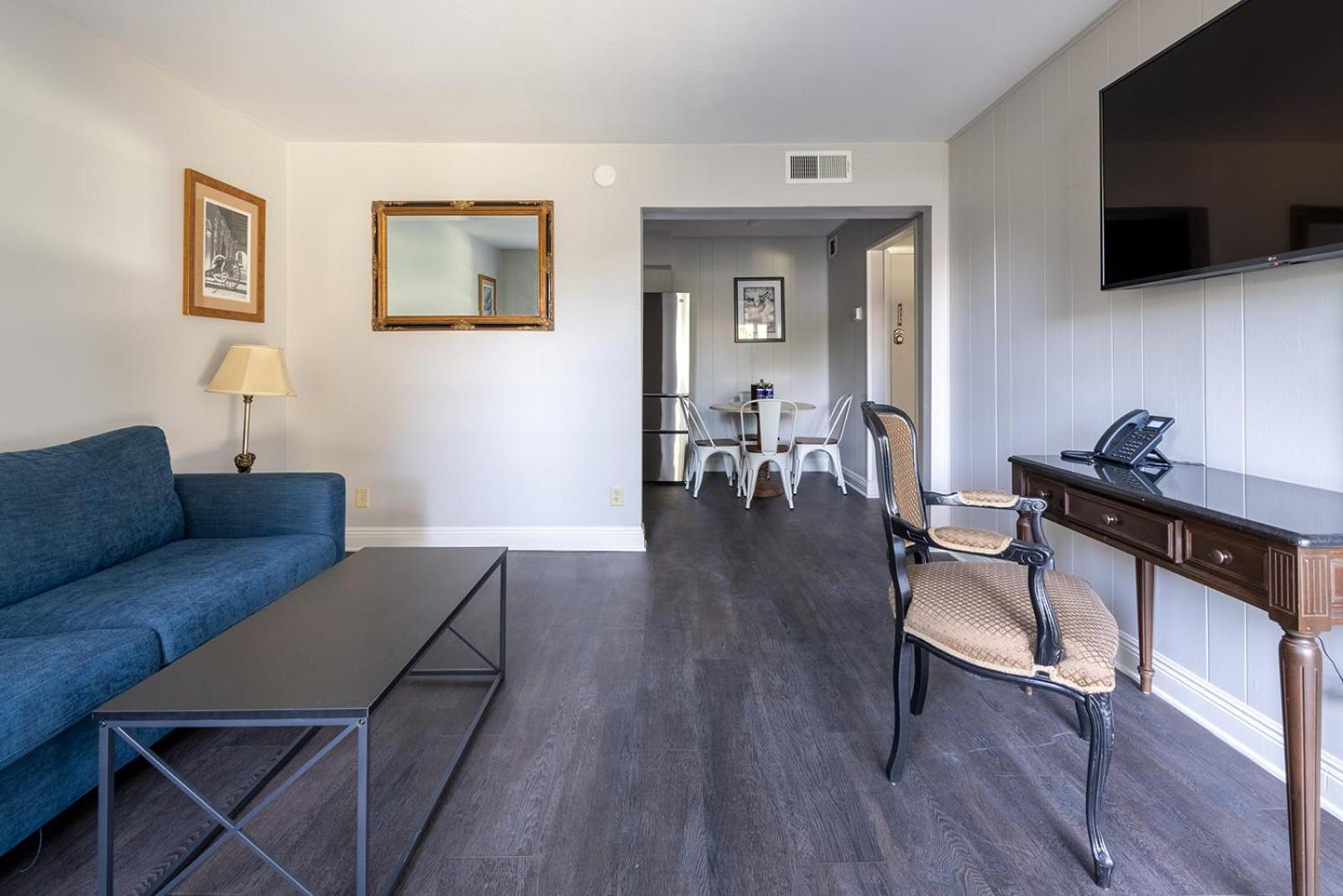 French Quarter Suites Hotel New Orleans  Kültér fotó